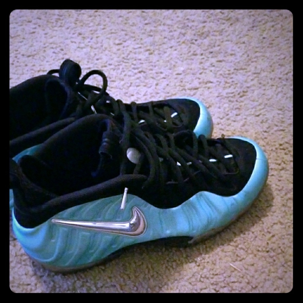 Shoe